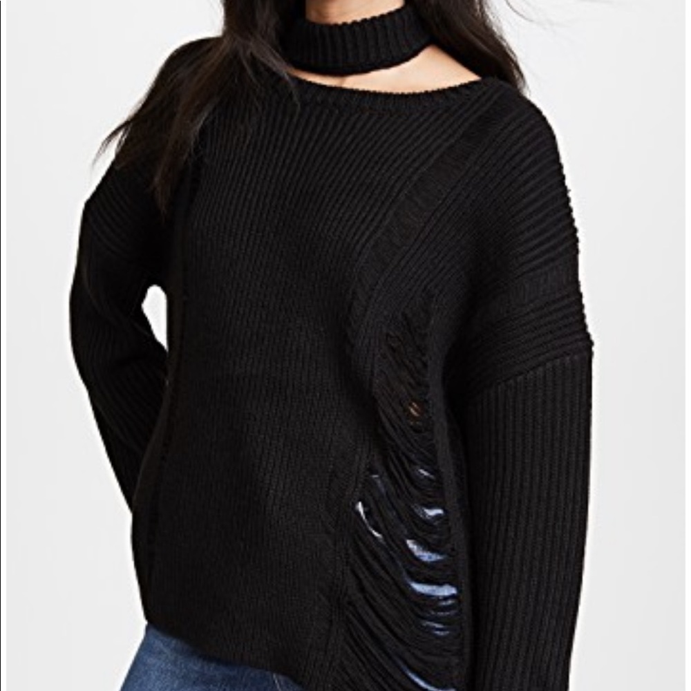 Moon River black boxy sweater with neck choker